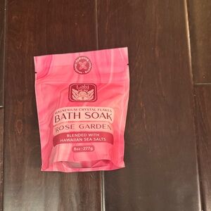 Laki Bath Soak - Rose Garden Pink